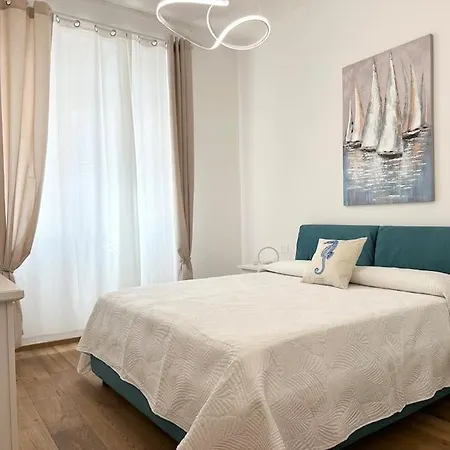 Apartment Modern Next The Viareggio