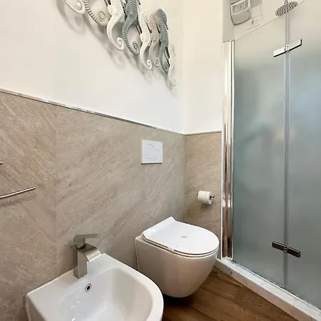 Apartment Modern Next The Viareggio