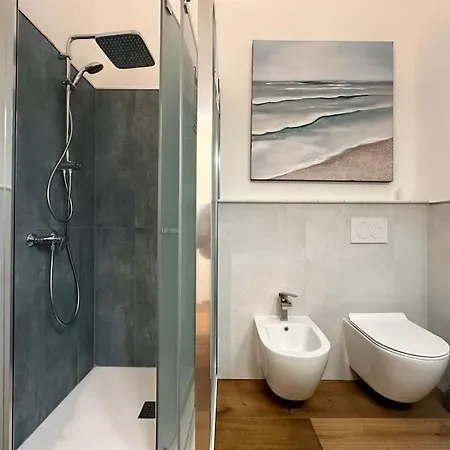 Modern Next The * Viareggio