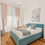 Appartamento Golden Luxe - Modern Next The *
